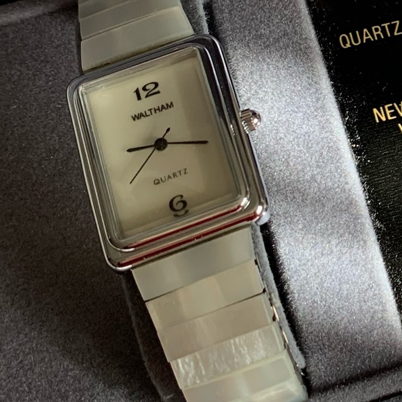 Waltham NIB watch - Picture 2 of 2